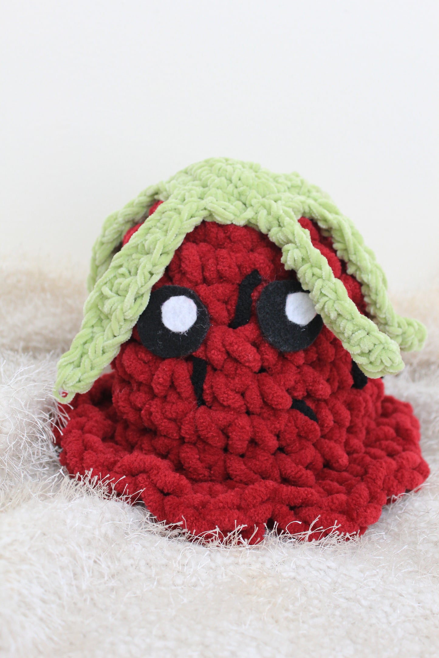 Strawberry Ghost Amigurumi